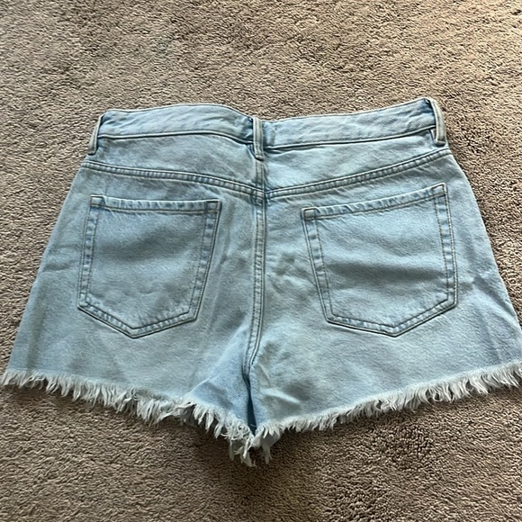 pacsun high rise light blue denim shorts - Picture 2 of 4